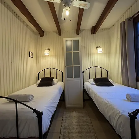 Chalet In With Pool & Garden
