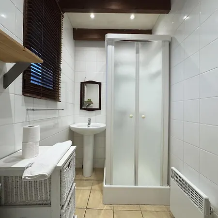 Chalet In With Pool & Garden Aubigne-Racan